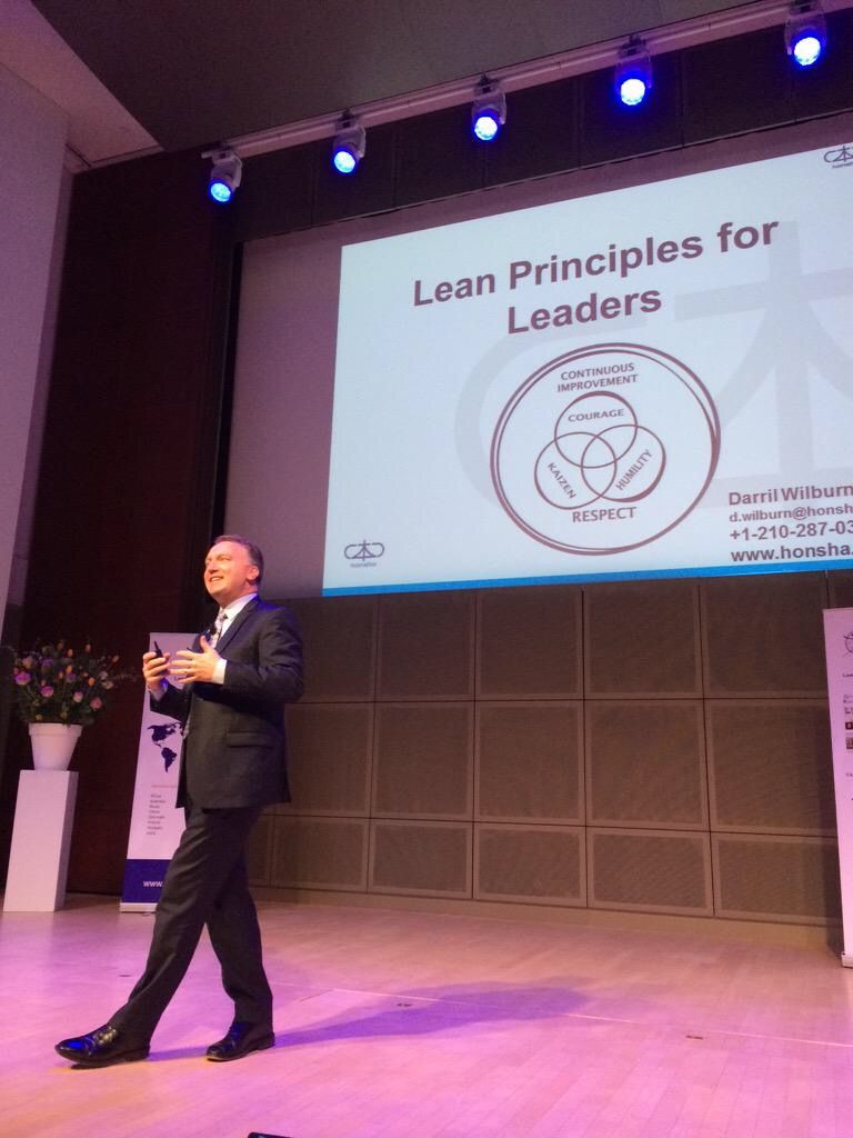 Darril presenting Lean Principles for Leaders keynote